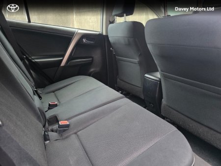 2016 Toyota RAV4 - photo 11