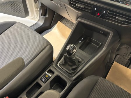 2025 Volkswagen Caddy - photo 22