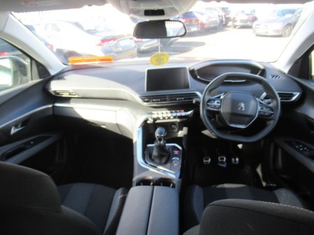 2022 Peugeot 5008 - photo 11