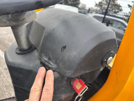0 JCB  - photo 12