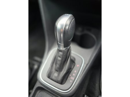 2017 Volkswagen Polo - photo 2