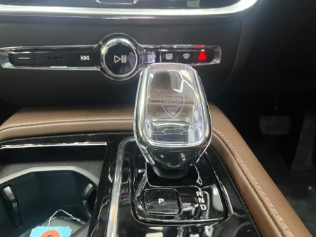 2025 Volvo V60 - photo 11