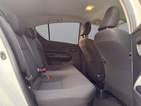 2020 Toyota Aqua - photo 11