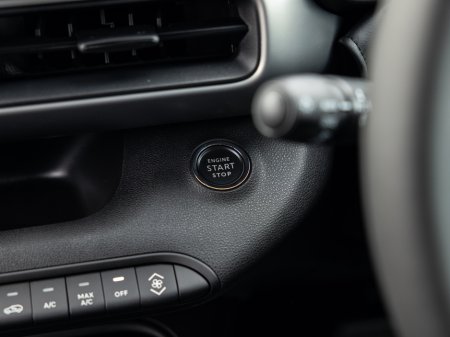 2026 Jeep Avenger - photo 15