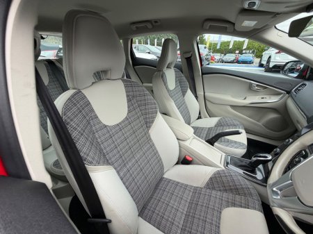 2018 Volvo V40 - photo 13