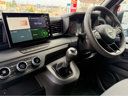 2027 Nissan Interstar - photo 20