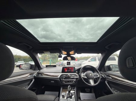 2017 BMW 5-Series - photo 18