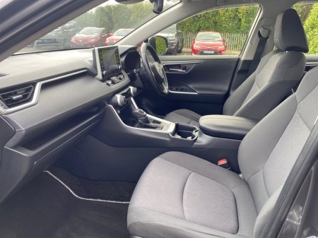 2019 Toyota RAV4 - photo 6