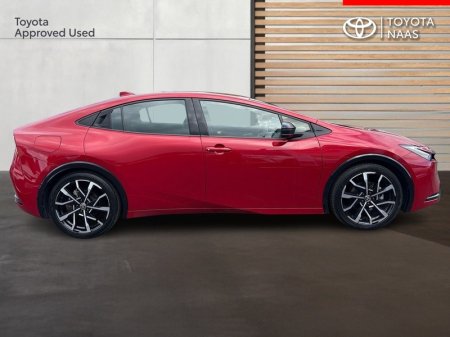2025 Toyota Prius - photo 3