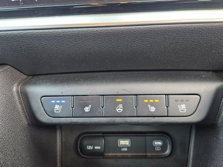 2025 Kia Sportage - photo 8