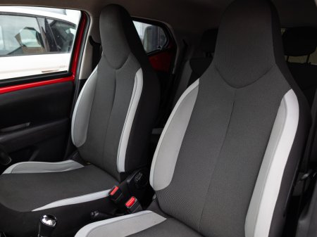 2017 Toyota Aygo - photo 18