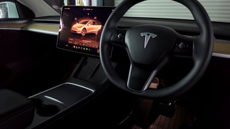 2023 Tesla Model Y - photo 31
