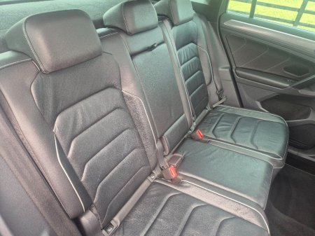 2019 Volkswagen Tiguan - photo 16