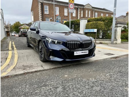 2025 BMW 5-Series - photo 5