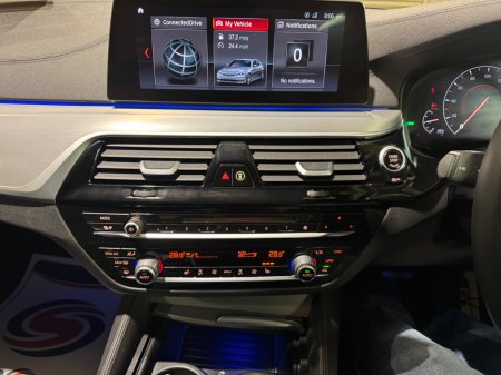 2019 BMW 5-Series - photo 19