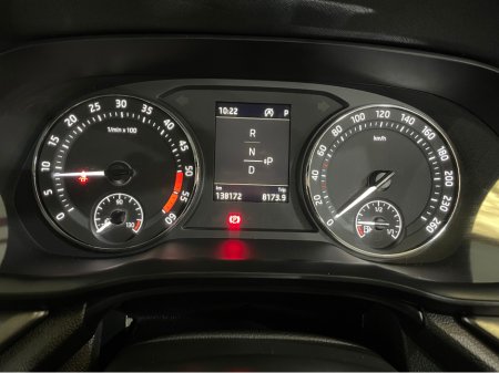 2022 Skoda Octavia - photo 19