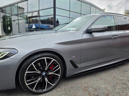 2022 BMW 5-Series - photo 4
