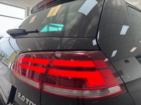 2020 Volkswagen Golf - photo 19