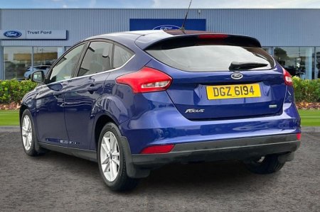 2016 Ford Focus - photo 2