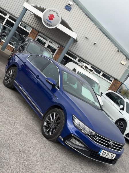 2021 Volkswagen Passat - photo 2