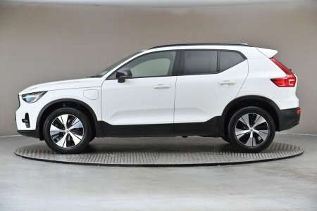 2023 Volvo XC40 - photo 5