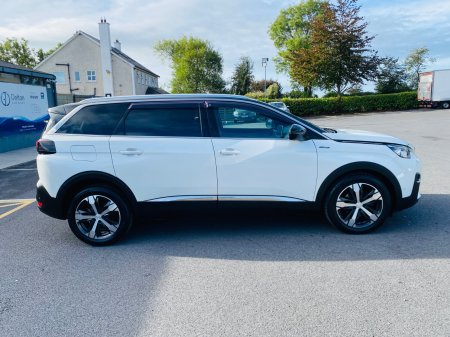 2021 Peugeot 5008 - photo 4