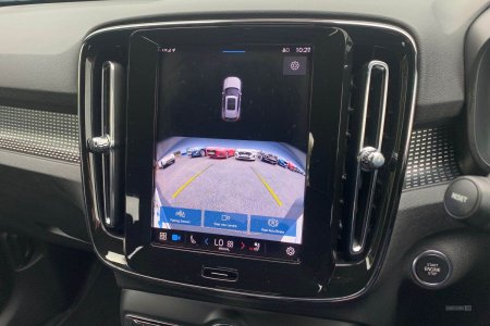 2025 Volvo XC40 - photo 14