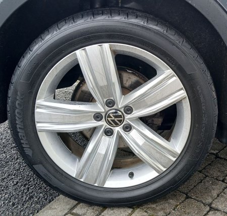 2023 Volkswagen Tiguan - photo 8