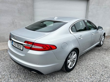 2015 Jaguar XF - photo 4
