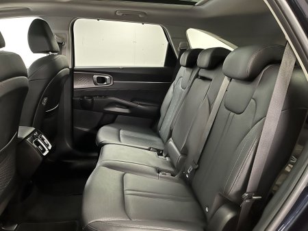 2025 Kia Sorento - photo 8