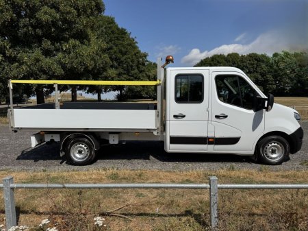 2021 Nissan NV400
