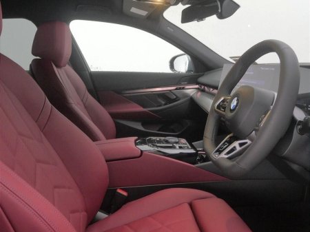 2026 BMW 5-Series - photo 12