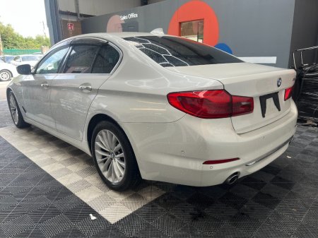 2017 BMW 5-Series - photo 5