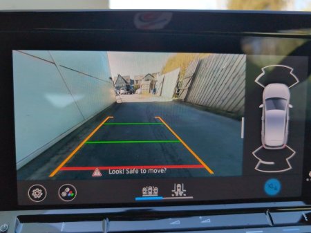 2023 Volkswagen Golf - photo 14
