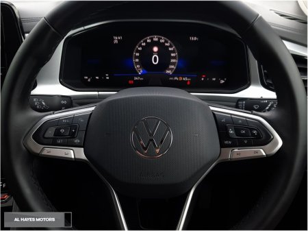 2025 Volkswagen T-Roc - photo 22
