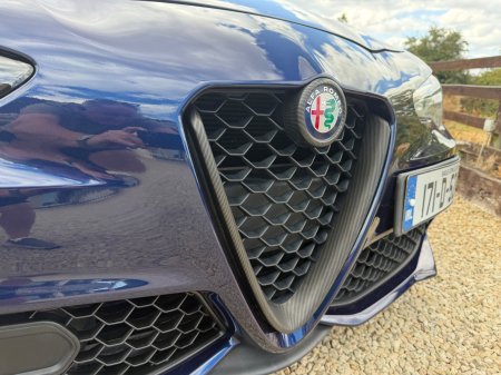 2017 Alfa Romeo Giulia - photo 8