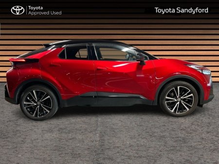 2025 Toyota C-HR - photo 3