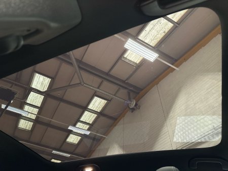 2026 Mercedes-Benz GLB - photo 16