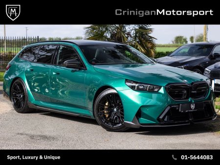 2025 BMW M5 Ultimate Pack + Carbon Pack