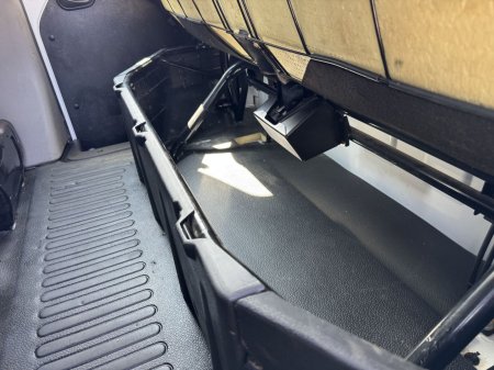 2021 Nissan NV400 - photo 16