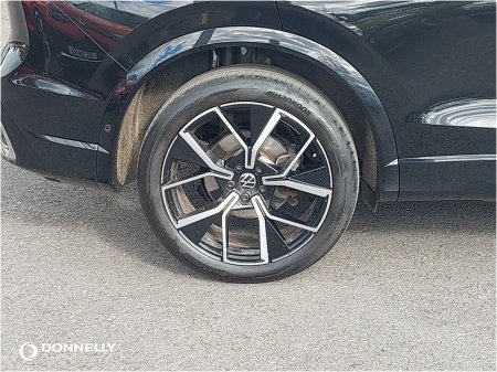 2025 Volkswagen Tiguan - photo 5