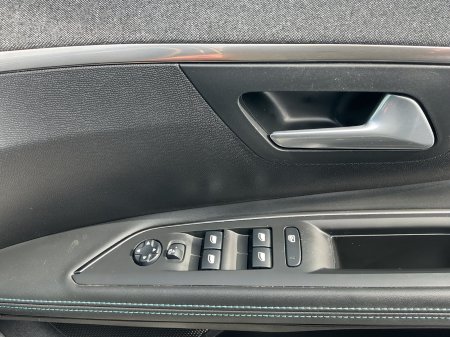 2021 Peugeot 5008 - photo 18