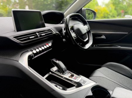 2020 Peugeot 5008 - photo 16