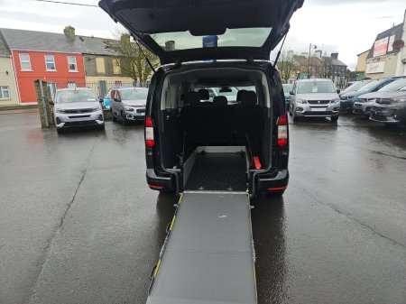 2023 Ford Tourneo - photo 14