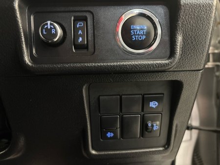 2022 Toyota Land Cruiser - photo 17