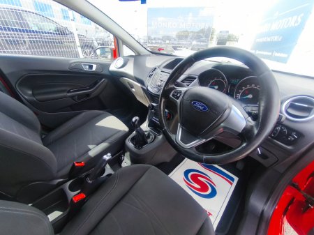 2017 Ford Fiesta - photo 10