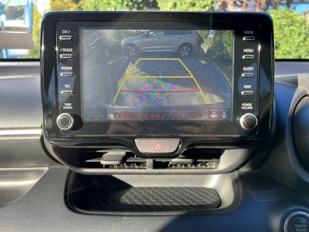 2022 Toyota Yaris - photo 7