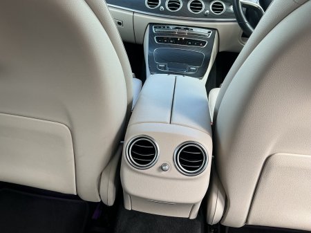 2020 Mercedes-Benz E-Class - photo 16
