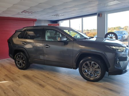 2023 Toyota RAV4 - photo 2