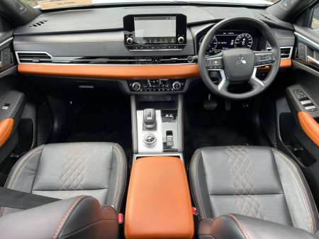 2023 Mitsubishi Outlander - photo 11